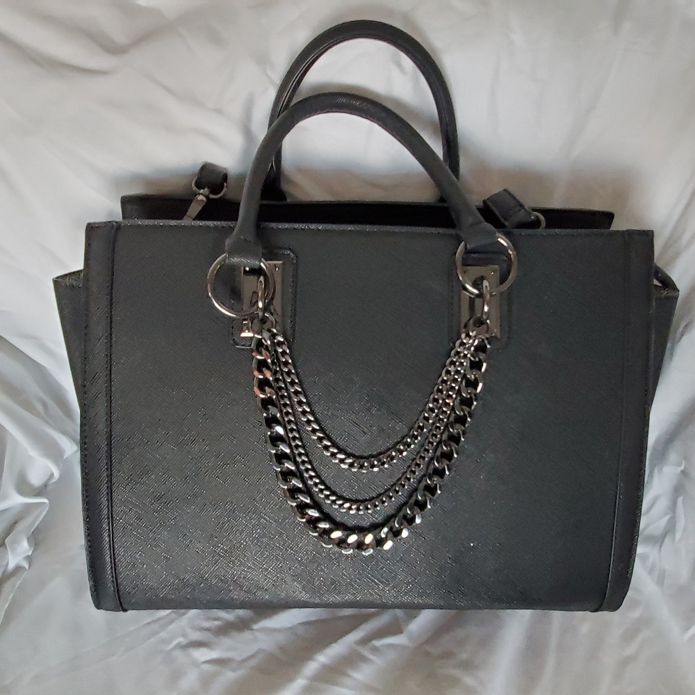 Black tote bag